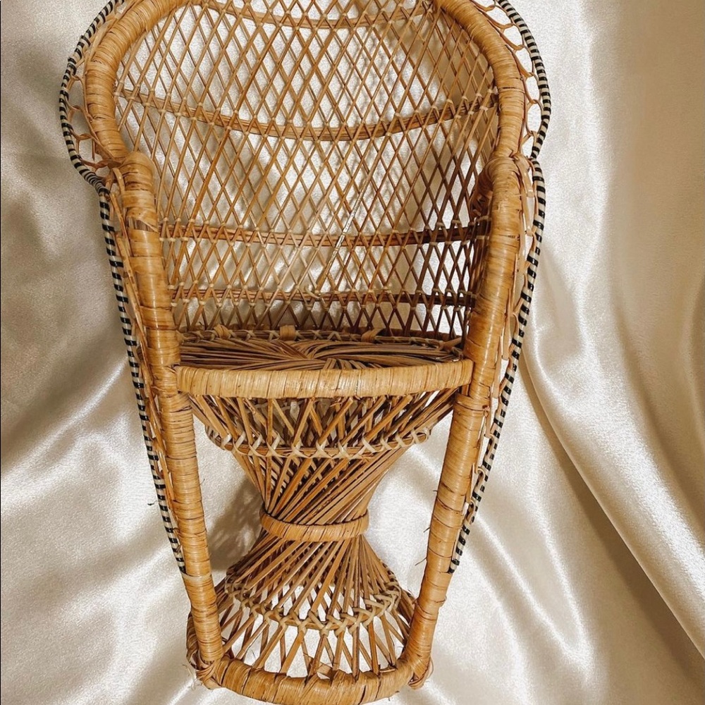 Small peacock chair